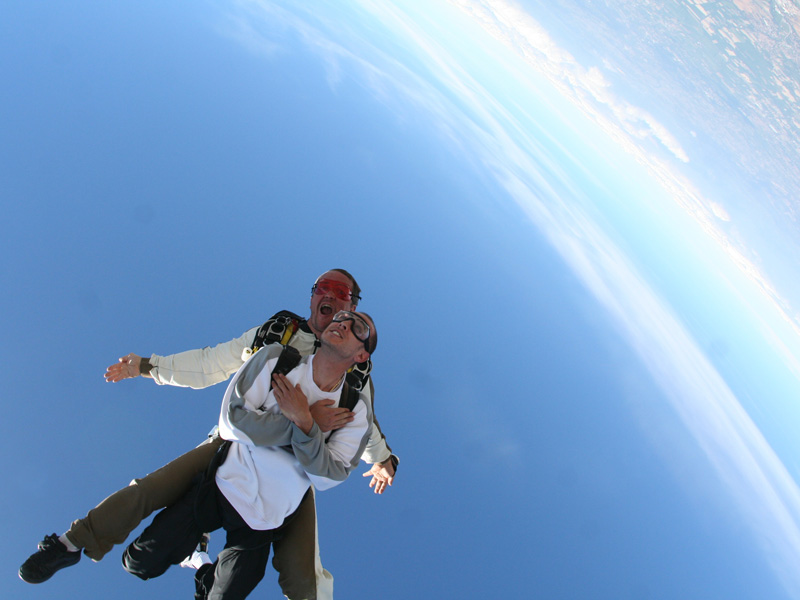 Déroulement d’une journée type lors d’un saut en parachute